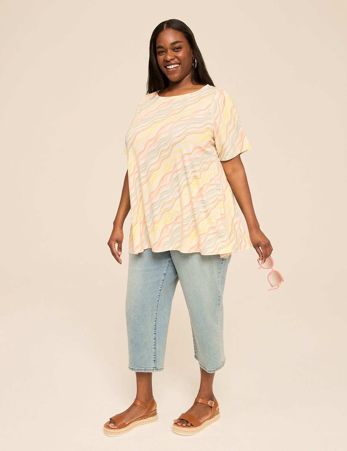 NEW Perfect Sleeve Boatneck Swing T Product Image 3