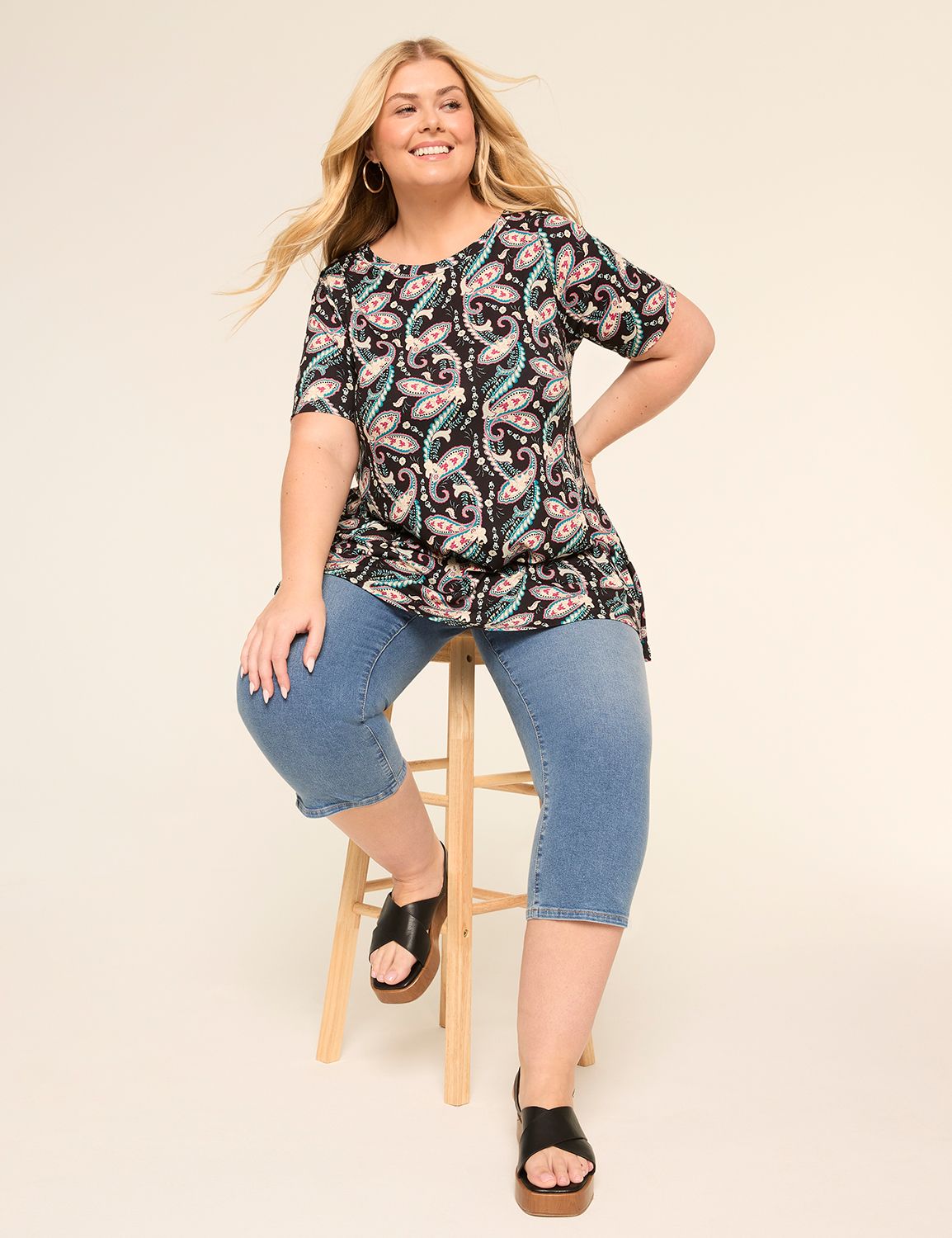 NEW Perfect Sleeve Boatneck Swing T Product Image 3
