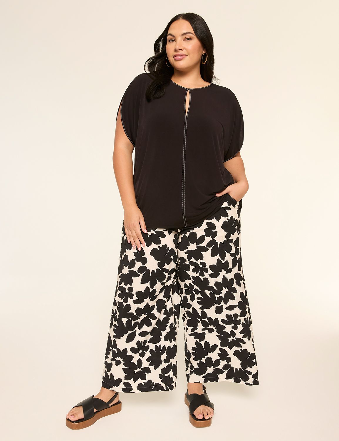 Split Short Sleeve Keyhole Top S 11 Product Image 3
