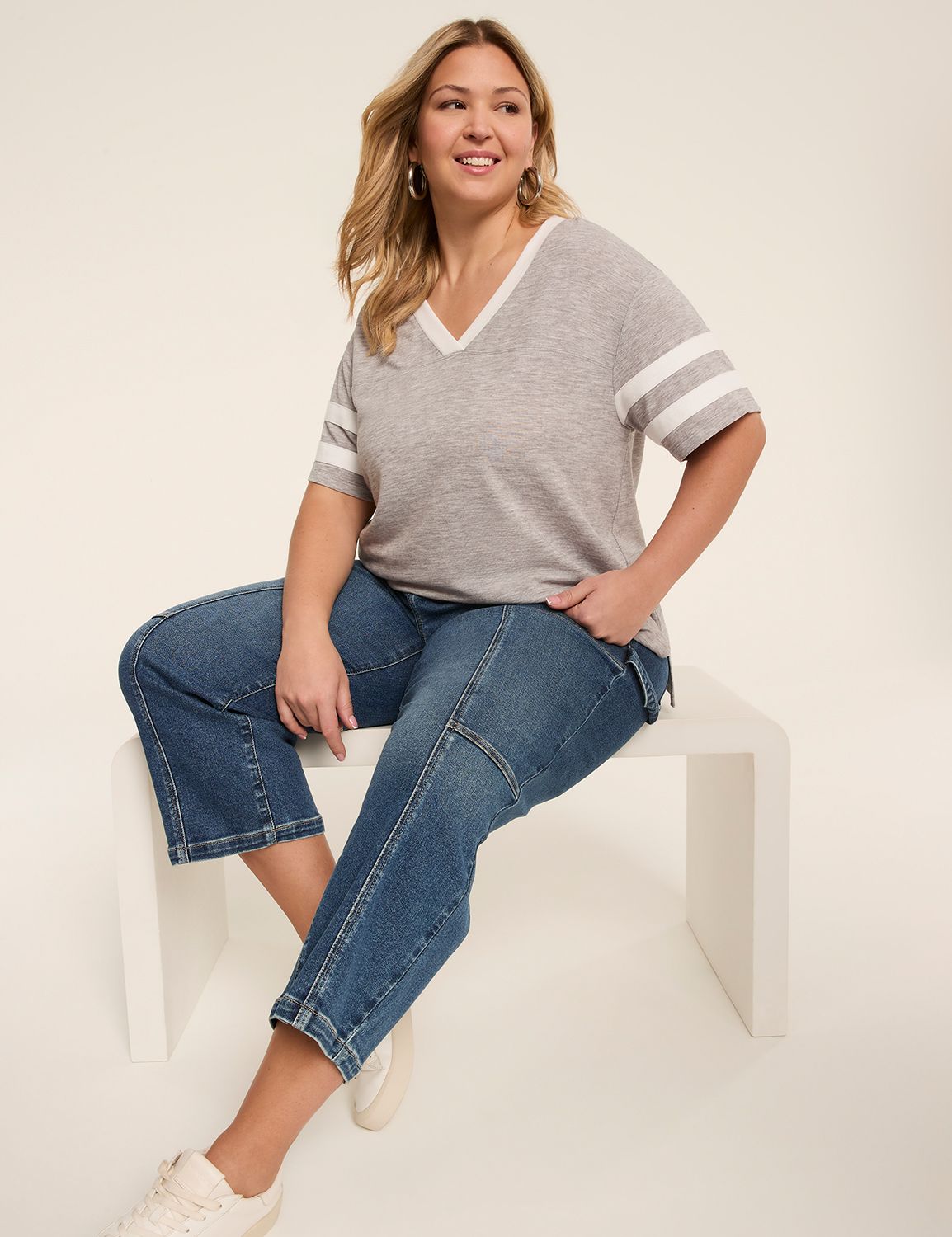 Short Sleeve V Neck Sleeve Stripe S Product Image 3