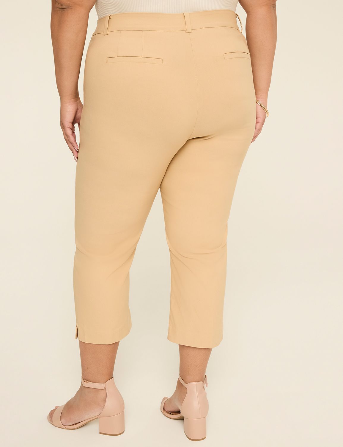 4-Season Slim Capri