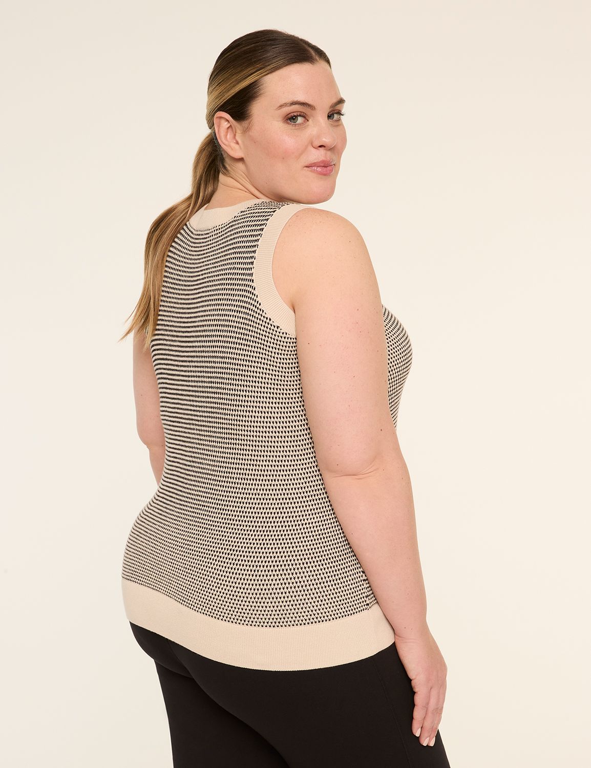 LIVI Textured Sweater Tank