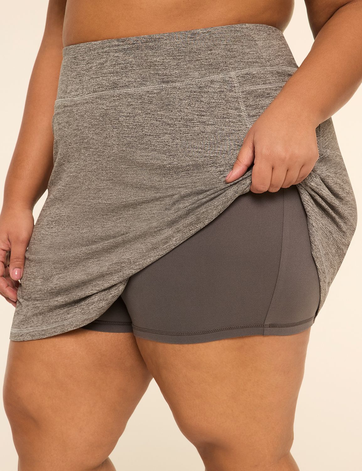 LIVI Mid Rise Livi Soft Marl Skort Product Image 5