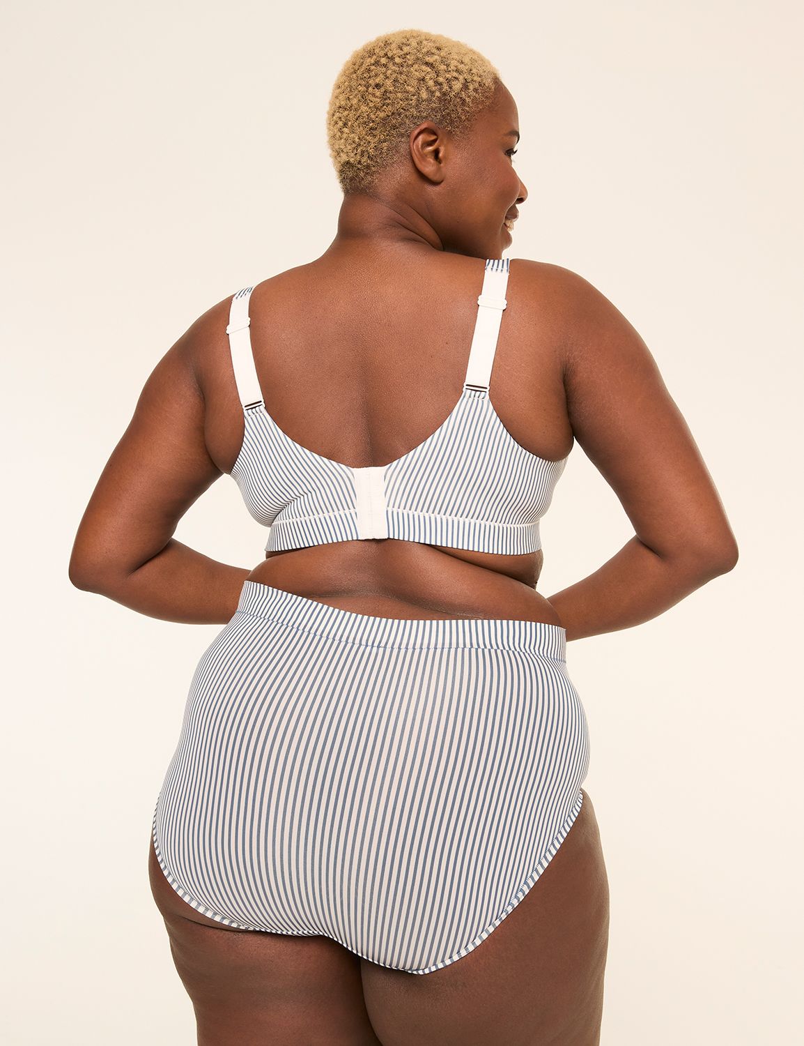 Comfort Bliss&reg; Lightly Lined Full Coverage Bra