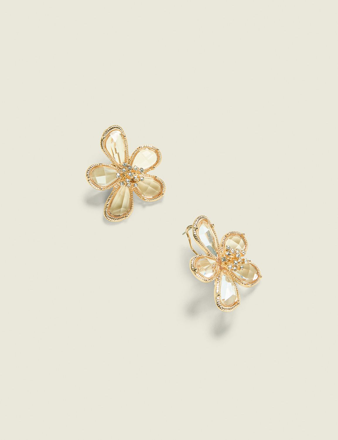 Wired Flower Stud Earrings