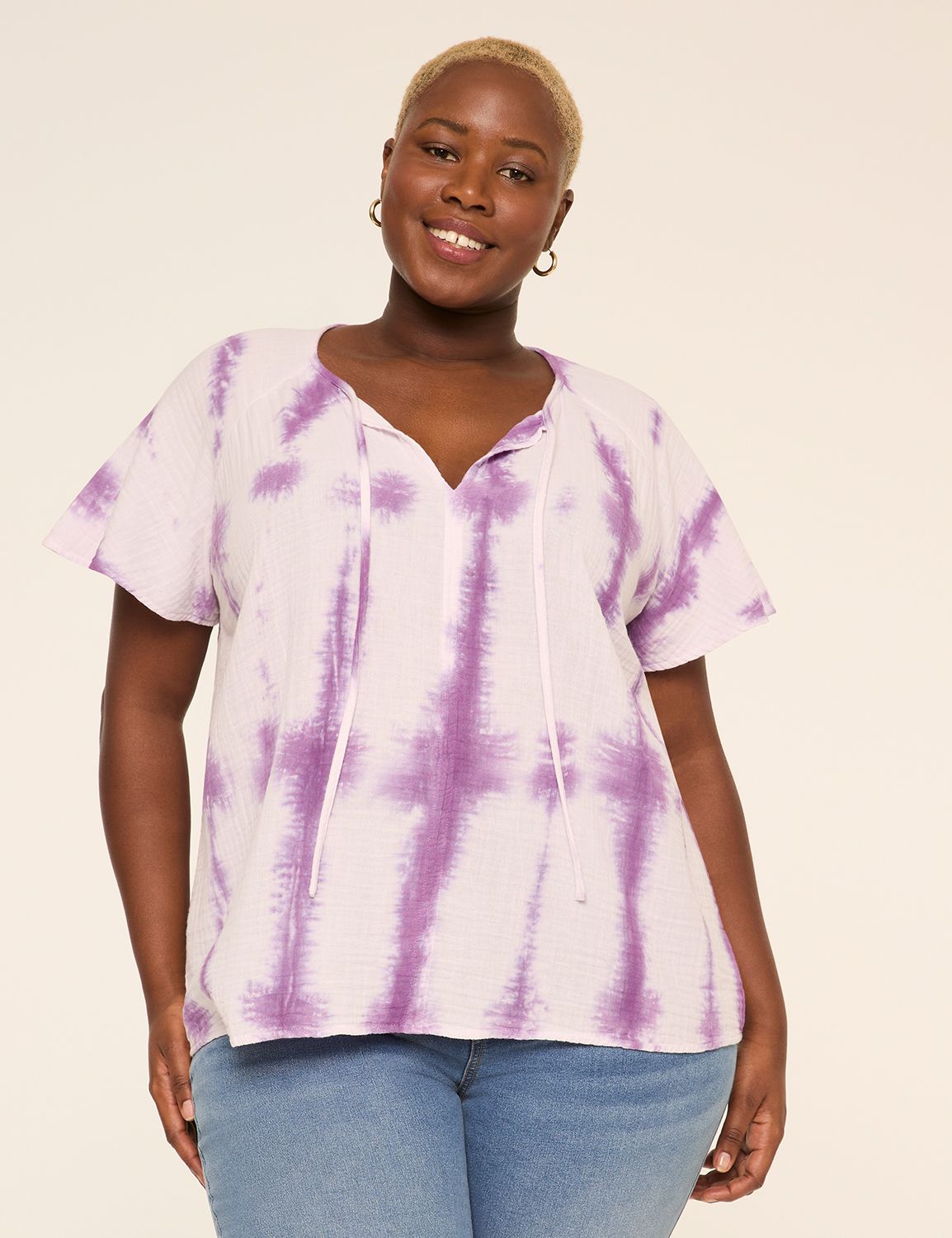 Flutter-Sleeve Split-Neck Popover Top
