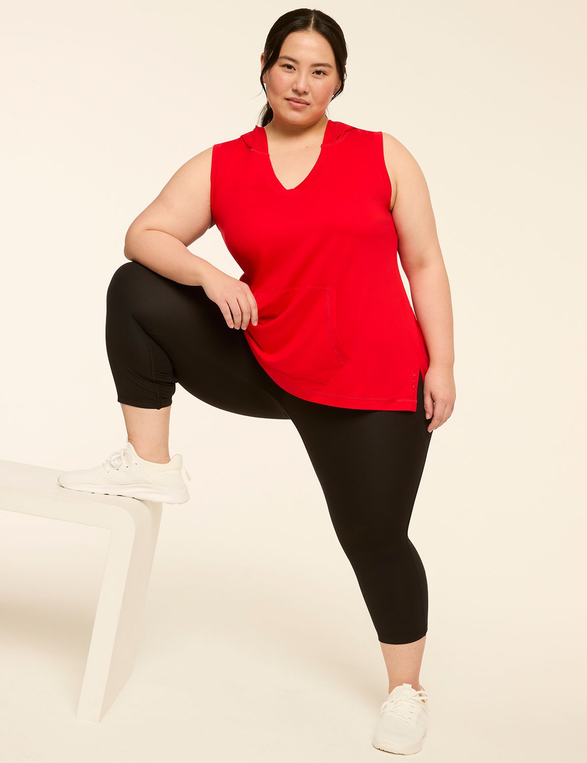 LIVI Sleeveless Hooded Livi Soft Ta Product Image 3