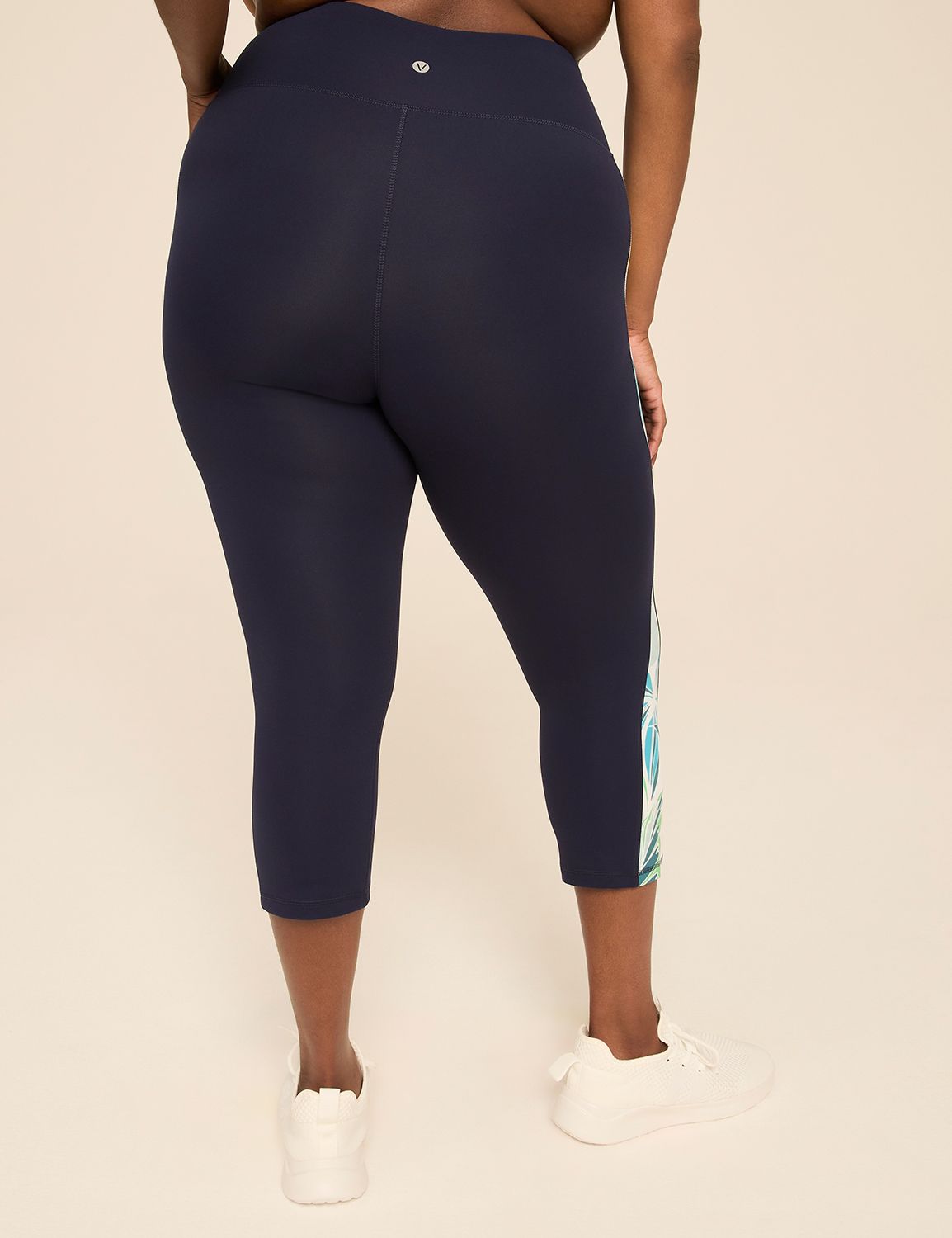 LIVI Soft Colorblock Capri Legging