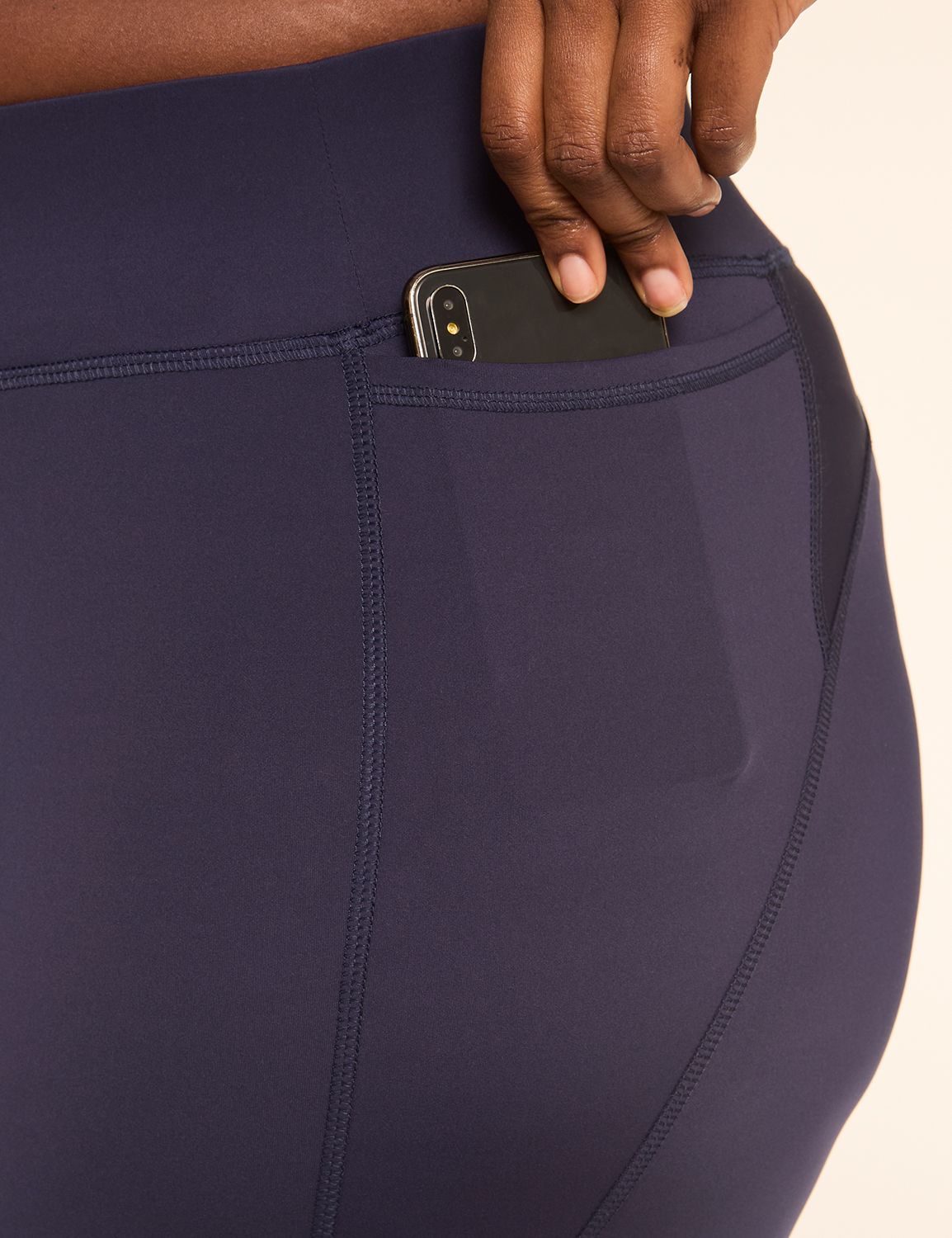 LIVI High Rise Wicking Capri Leggin Product Image 4