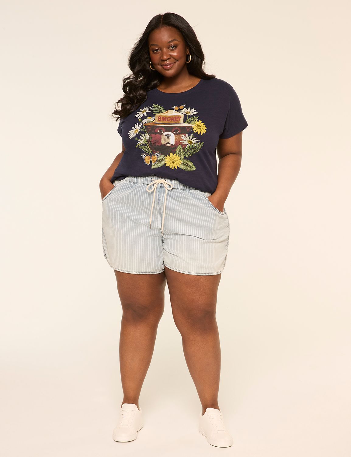 SS Scoop Neck Dolman Graphic: Smoke Product Image 3