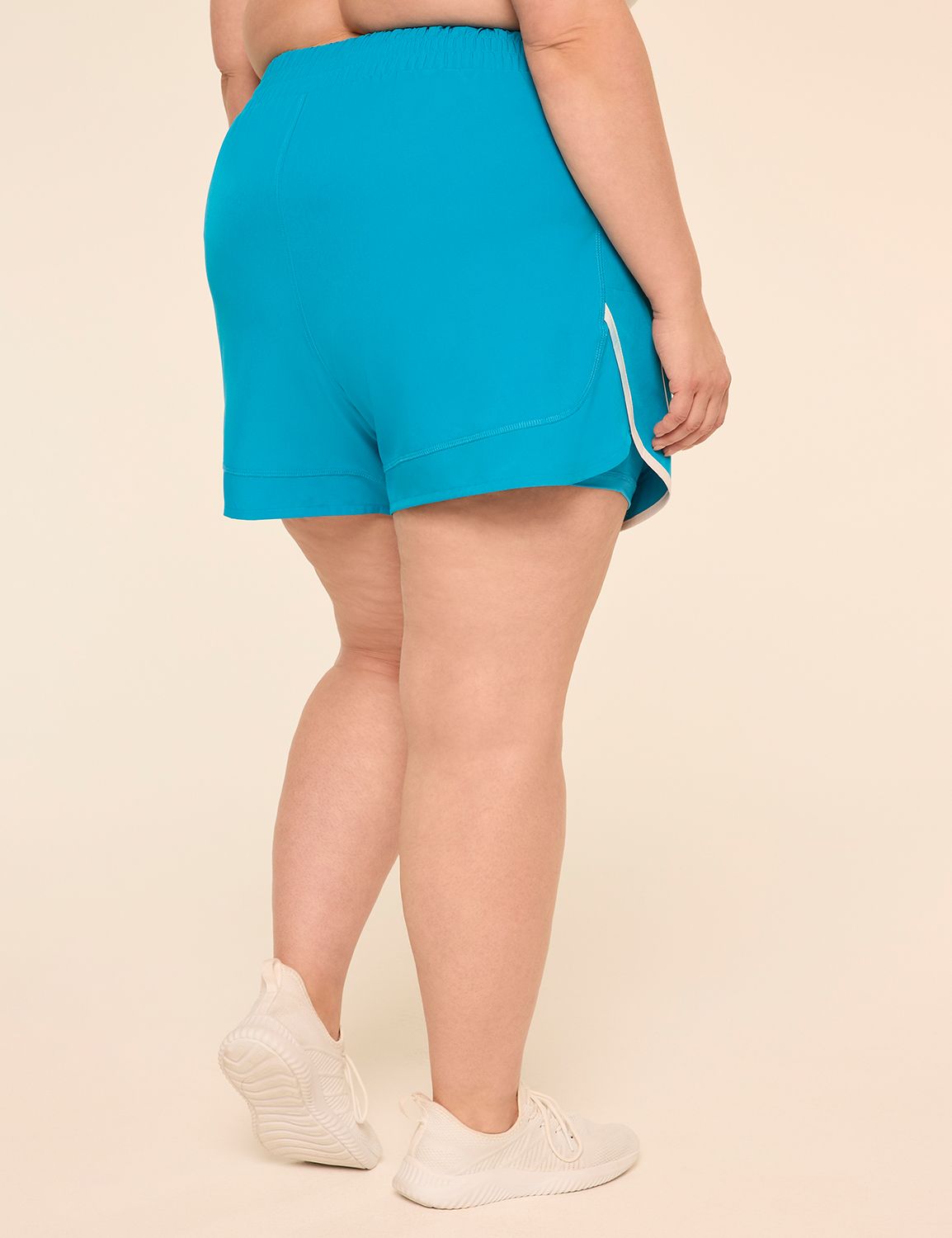 LIVI Stretch Woven Colorblock Short