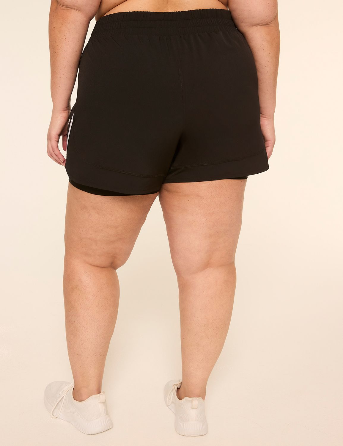 LIVI Stretch Woven Colorblock Short