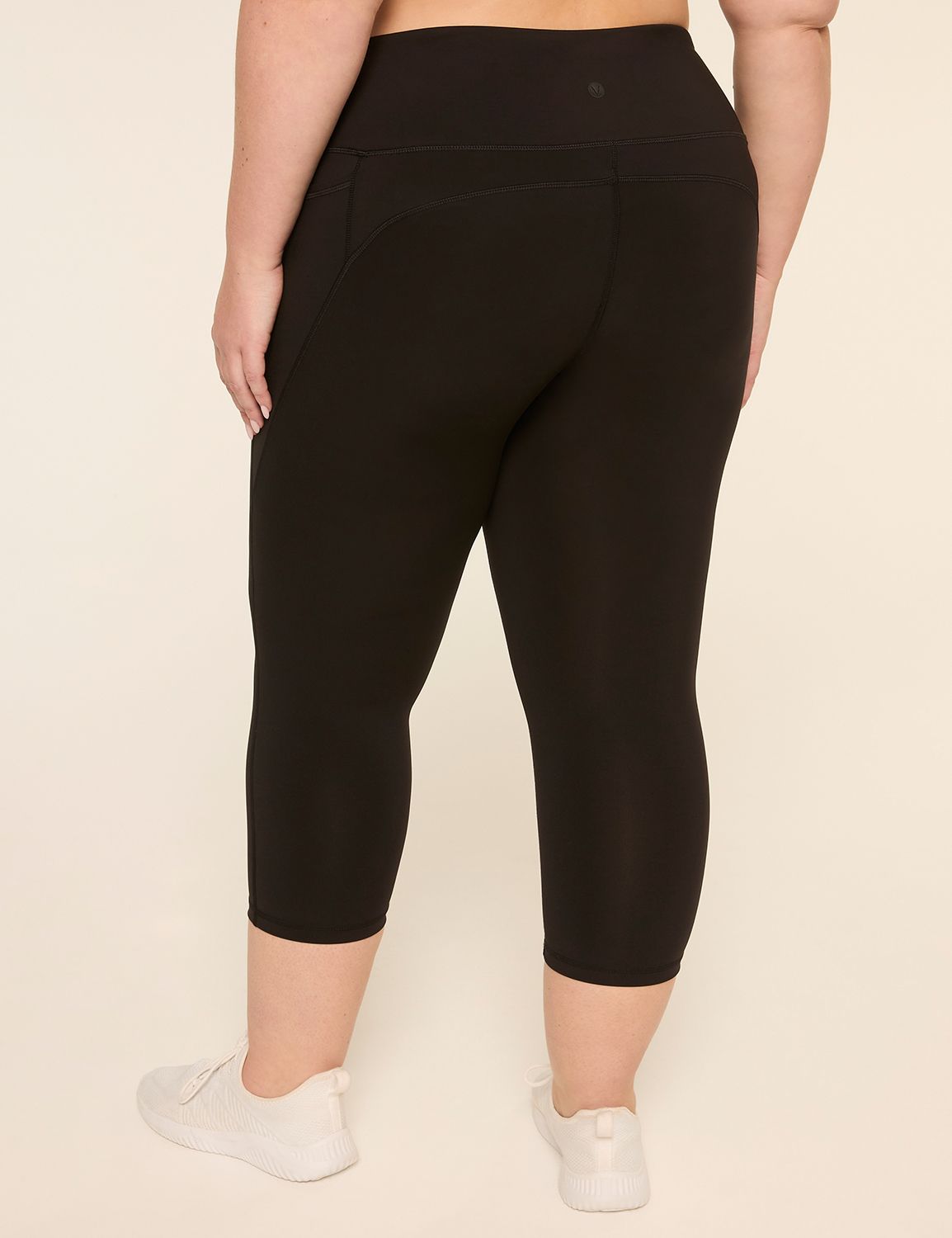 LIVI Go-Getter Wicking 21" Capri Legging