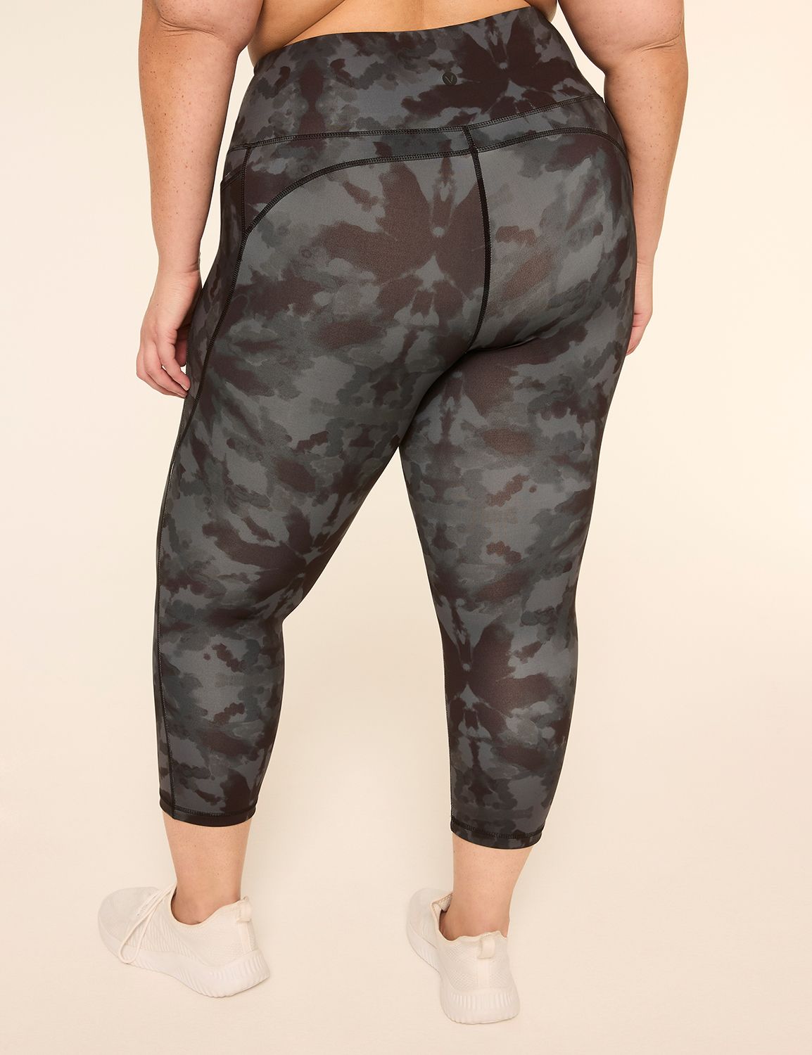 LIVI Go-Getter Wicking 21" Capri Legging