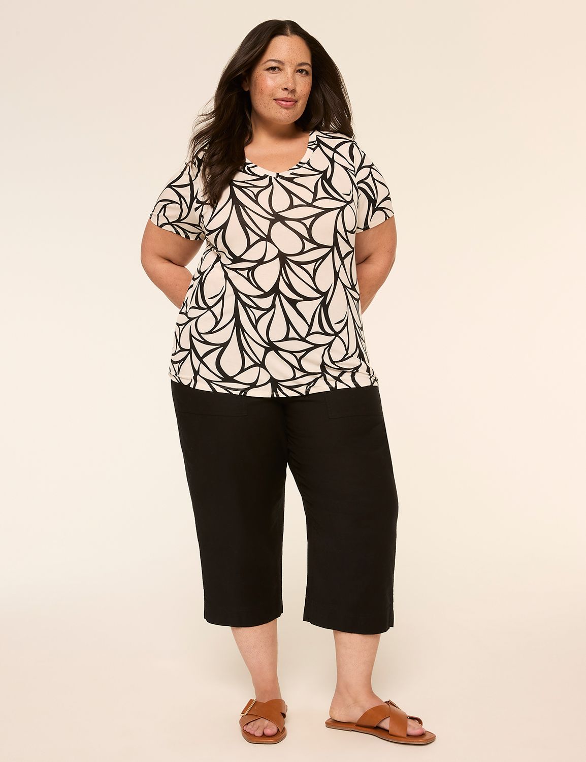 Short Sleeve V Neck Tee S 1151976 Product Image 3