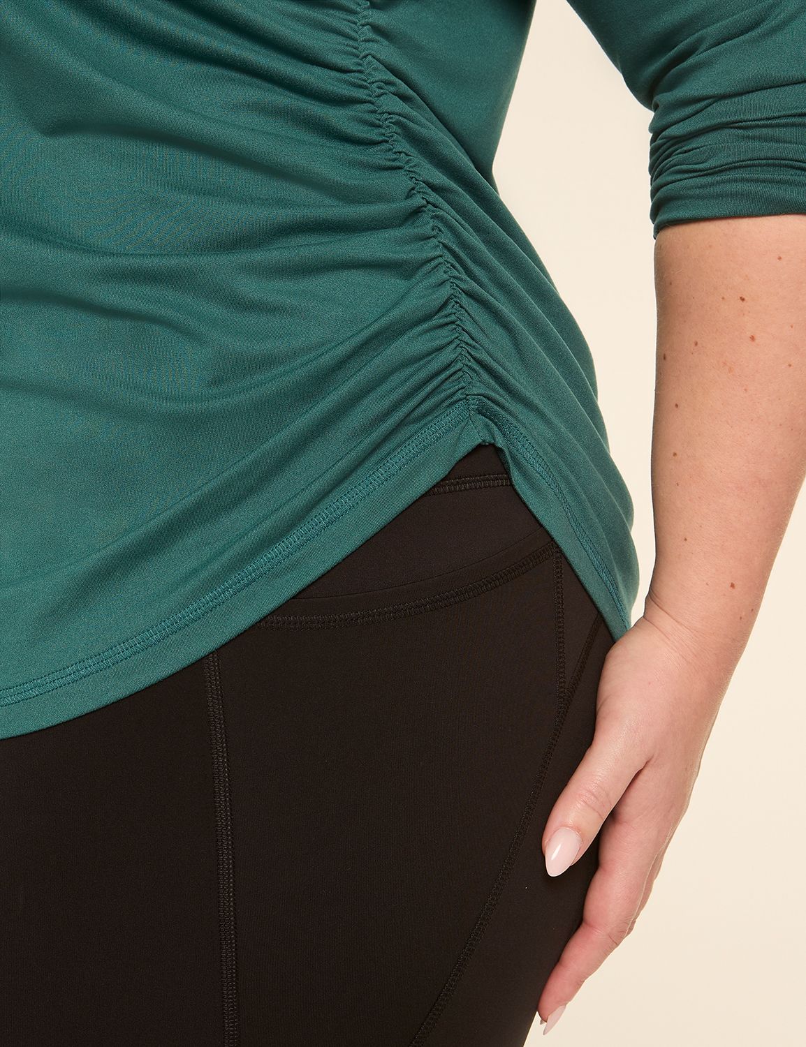LIVI Long Sleeve Livi Soft Ruched S Product Image 4