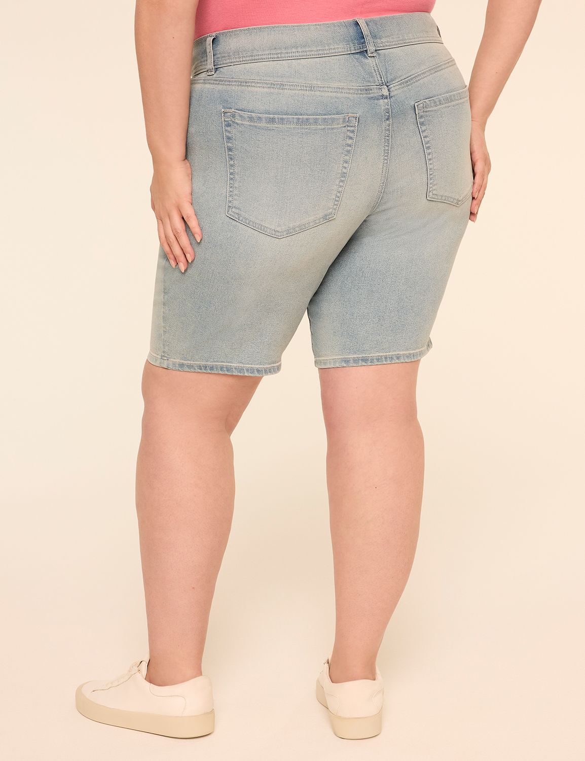 Tighter Tummy Fitted 10" Bermuda Short