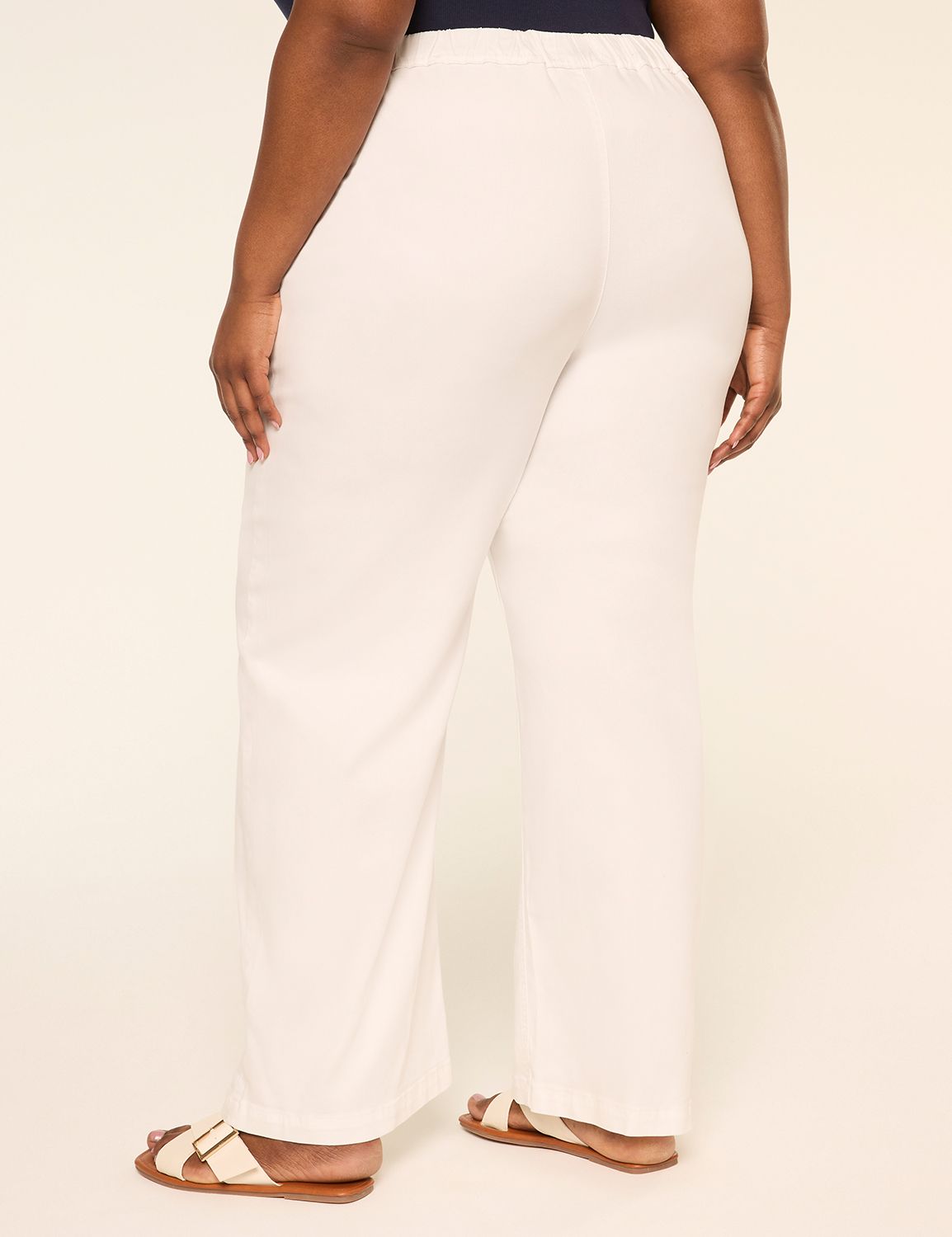 Eyelet-Hem Pull-On Relaxed Straight Jean