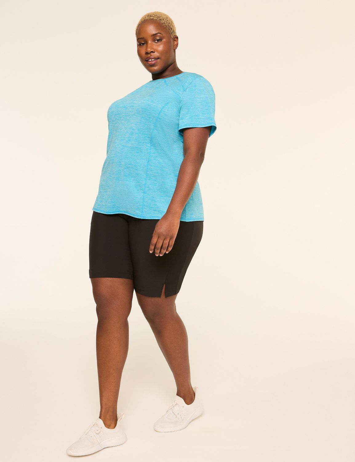 LIVI Short Sleeve Crew Neckline Wic Product Image 3