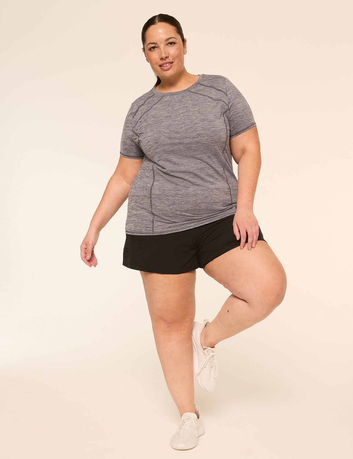 LIVI Short Sleeve Crew Neckline Wic Product Image 3