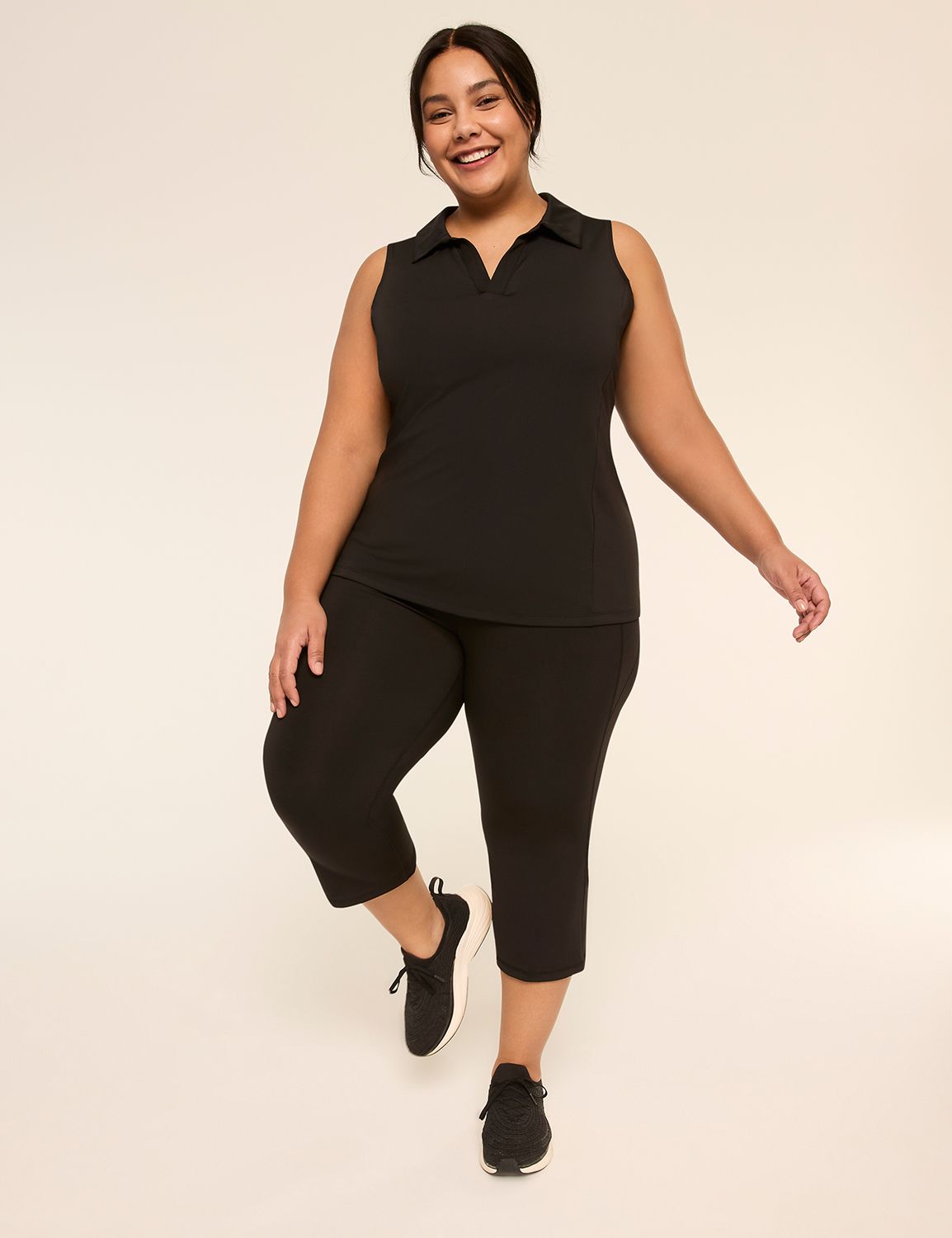 LIVI Sleeveless Mid Vneck Wicking P Product Image 3