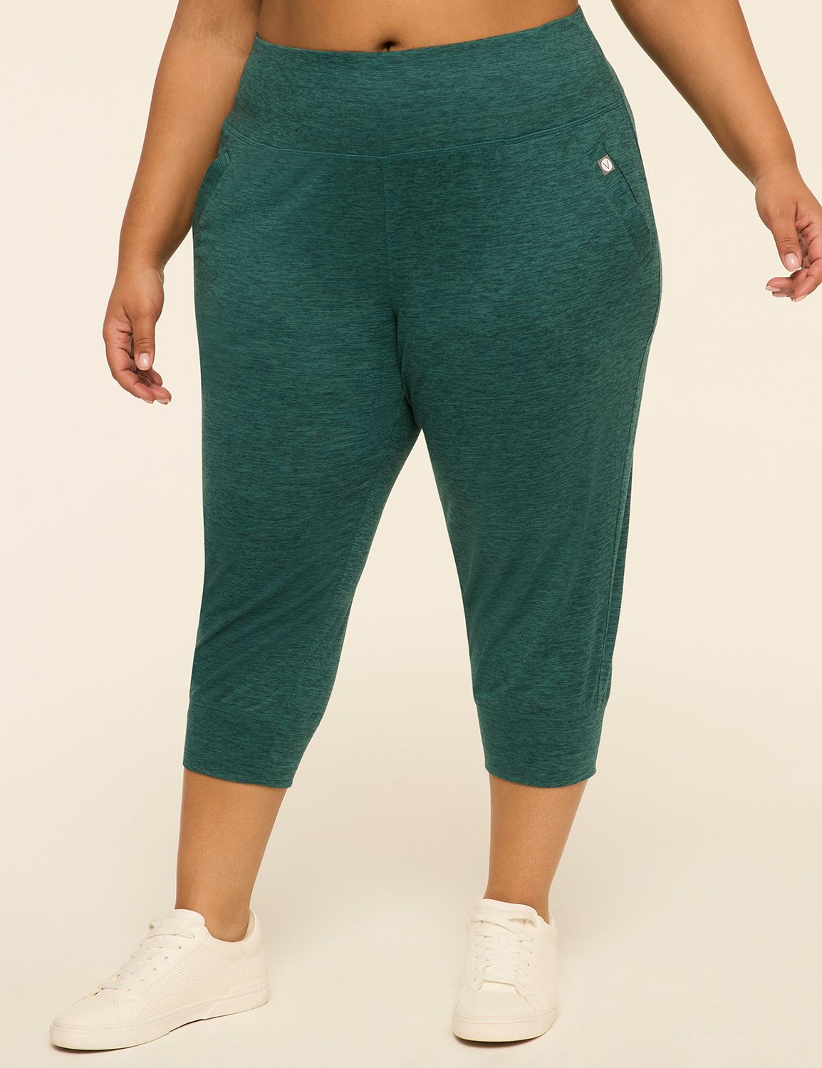 LIVI Soft Tonal Marl Capri Jogger