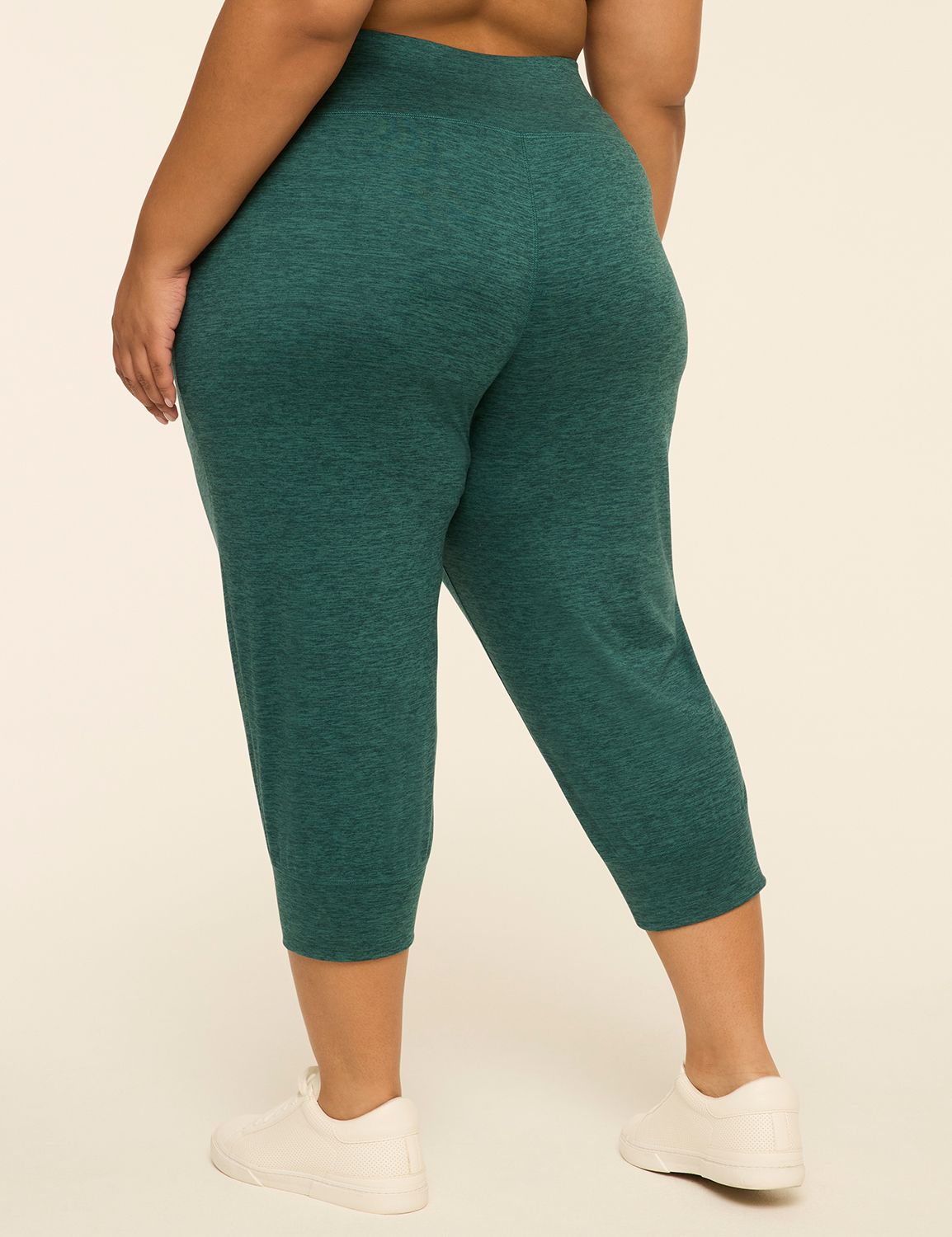 LIVI Soft Tonal Marl Capri Jogger