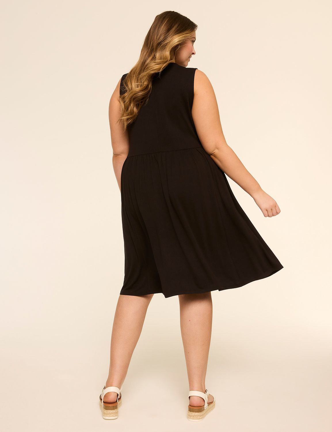 Sleeveless V-Neck Easy Swing Dress
