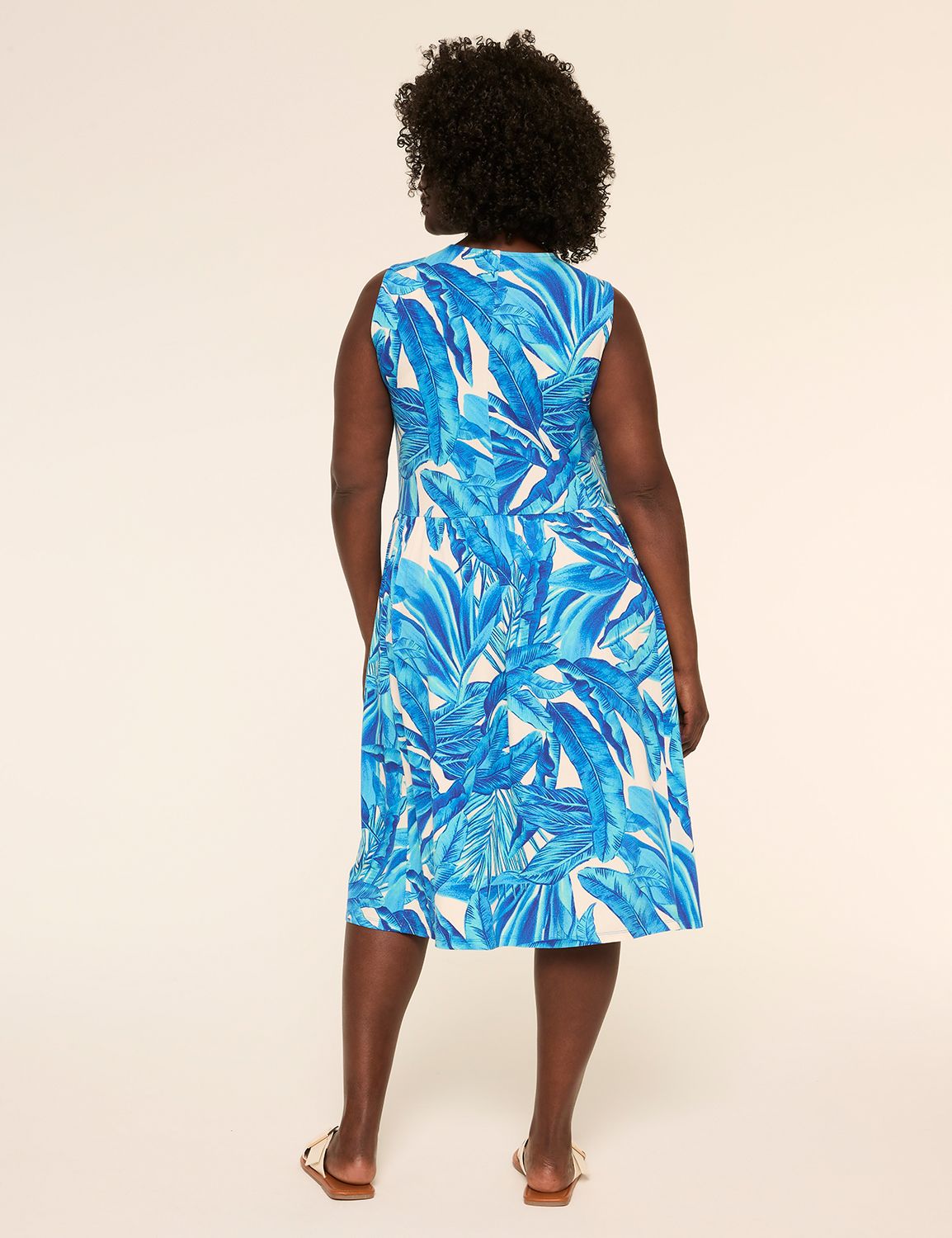 Sleeveless V-Neck Easy Swing Dress