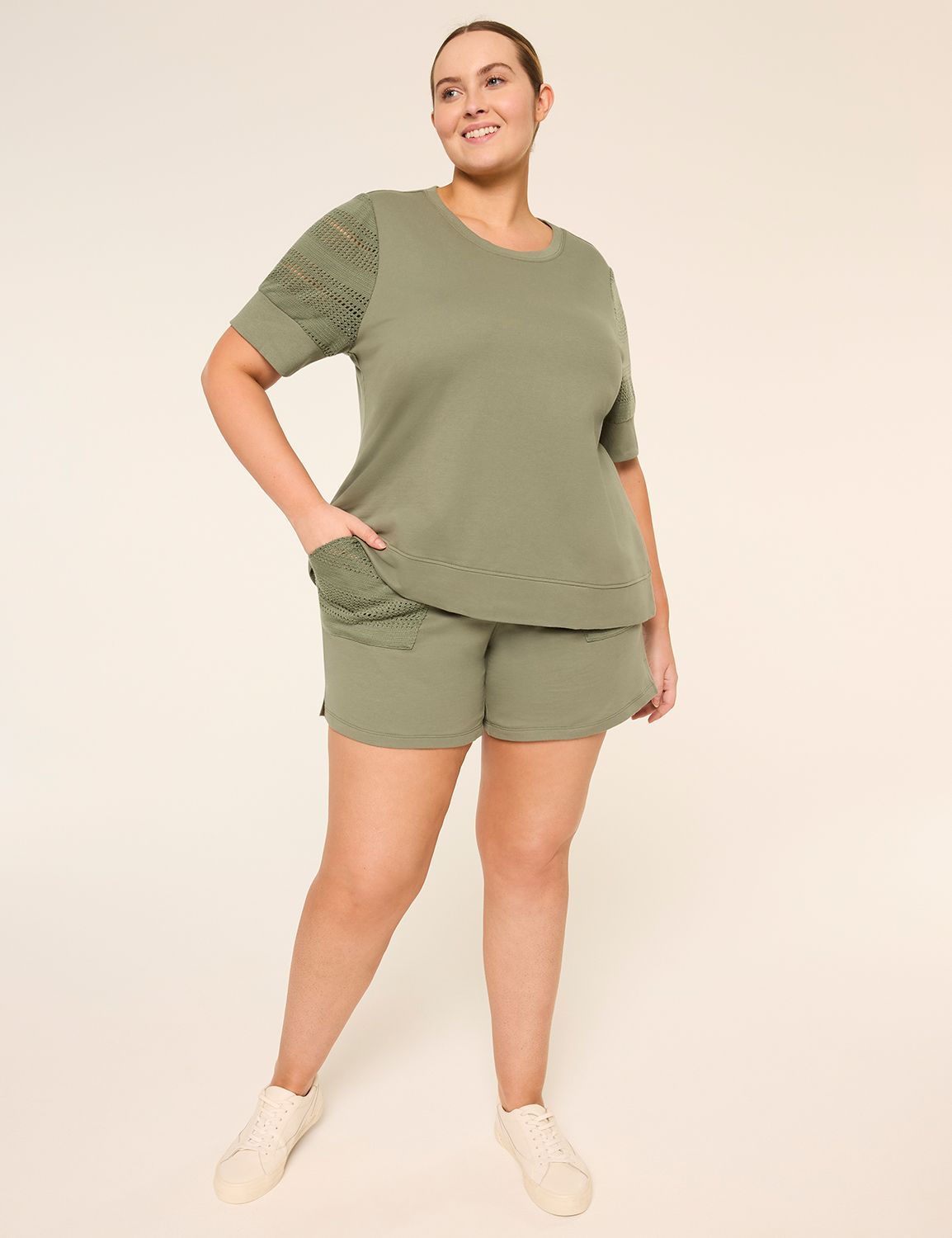 LIVI Mid Rise French Terry w/ Sweat Product Image 3