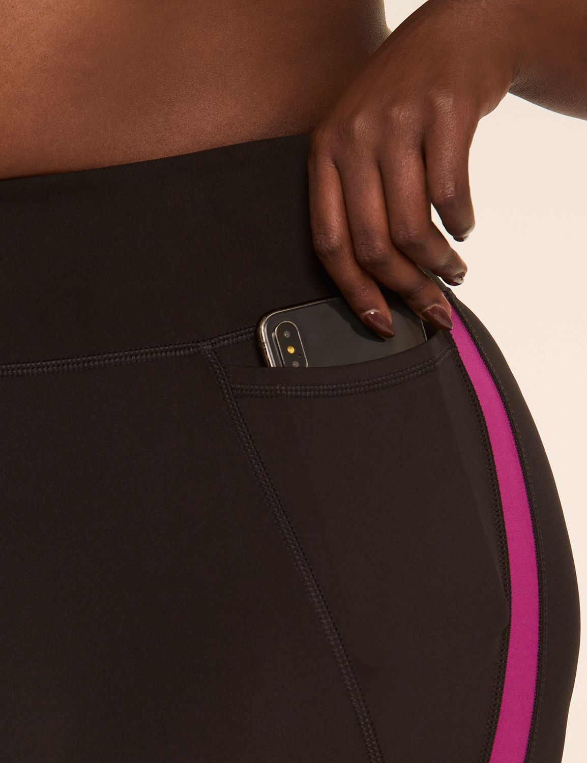 LIVI High Rise Wicking Capri Leggin Product Image 4