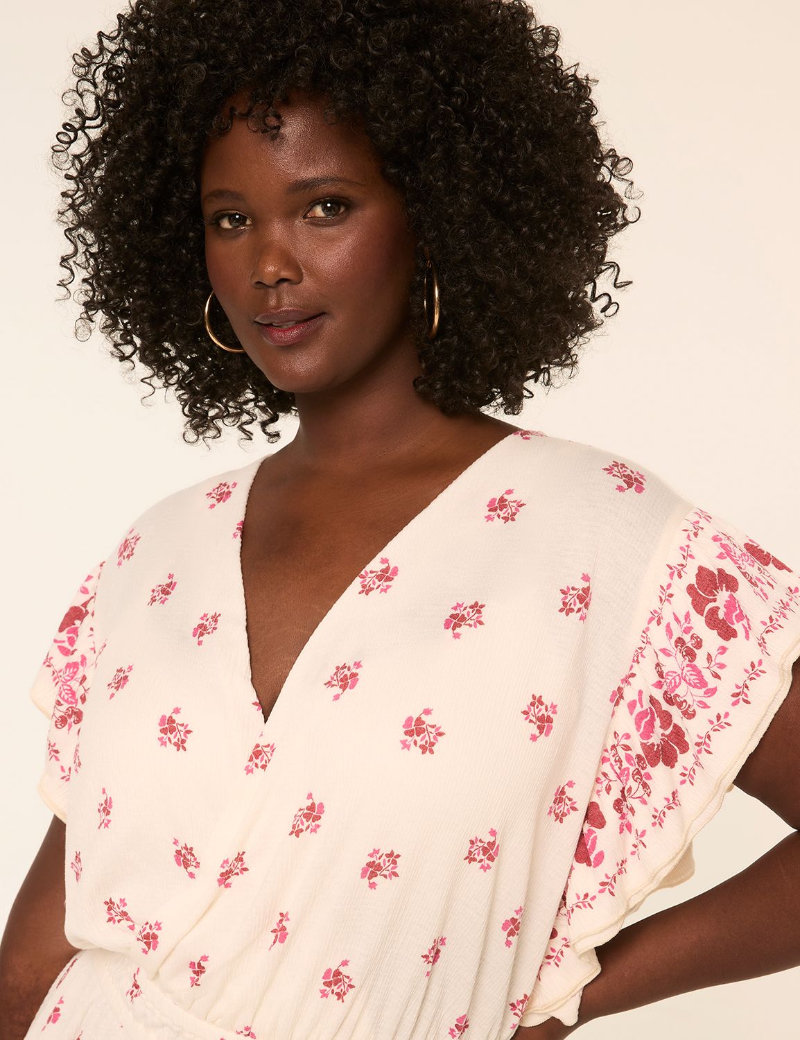 Double Flutter Sleeve Wrapped V Nec Product Image 4