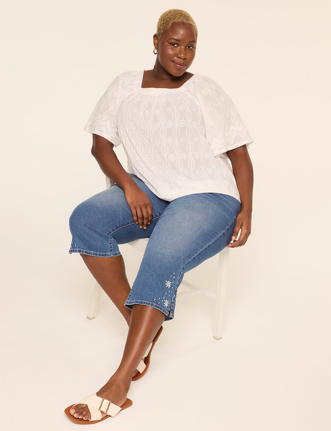 Raglan Short Sleeve Square Neck Eye Product Image 3