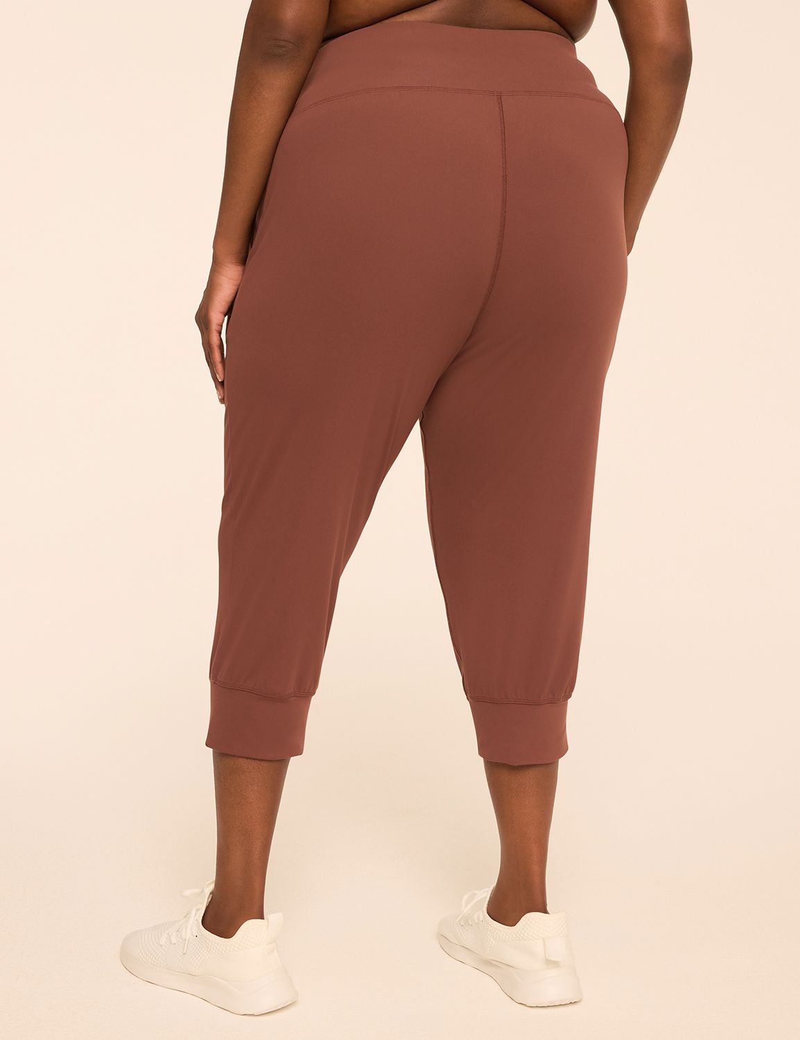 LIVI Soft Capri Jogger
