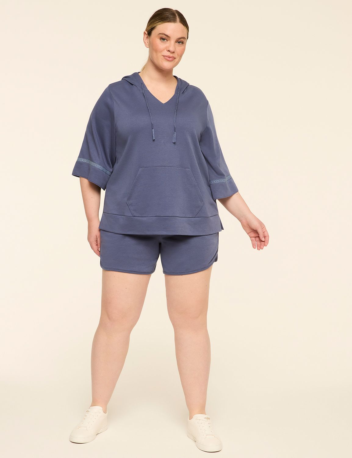 LIVI Mid Rise French Terry Short w/ Product Image 3