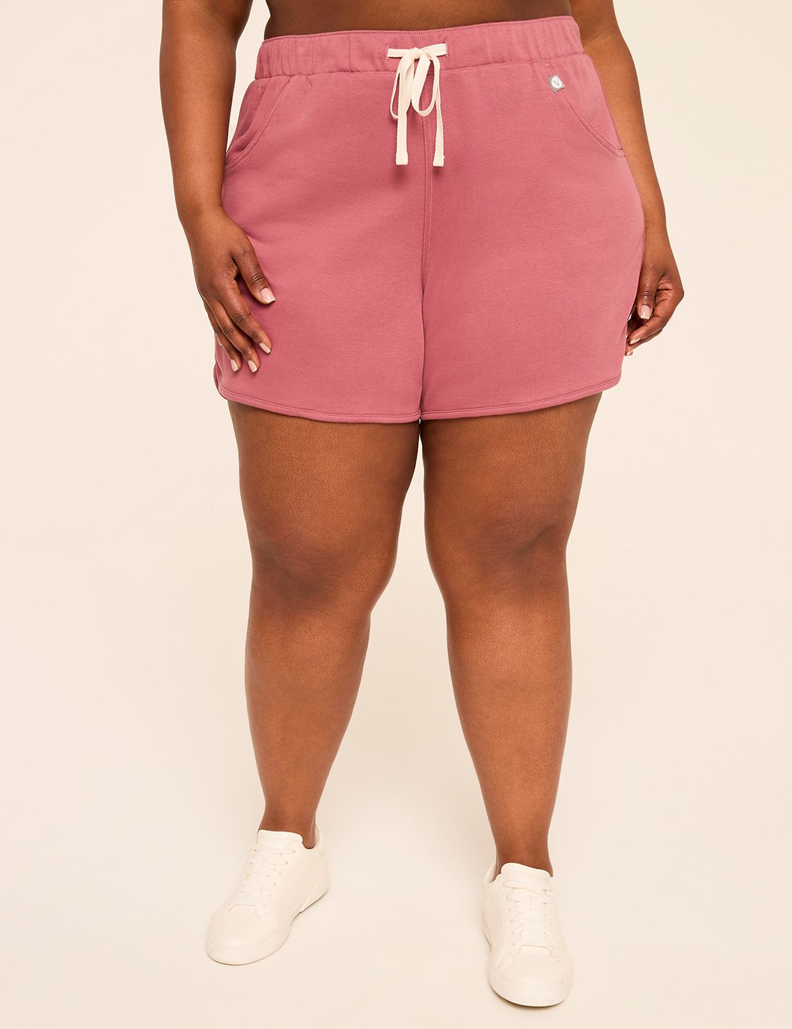 LIVI French Terry Dolphin-Hem Short