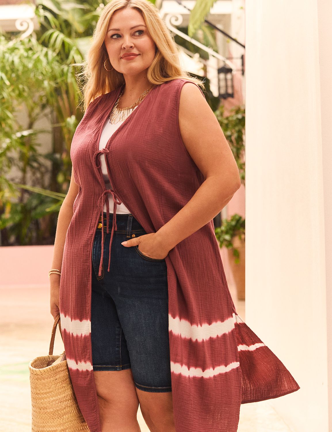 Classic Sleeveless Elongated Vest O Product Image 5