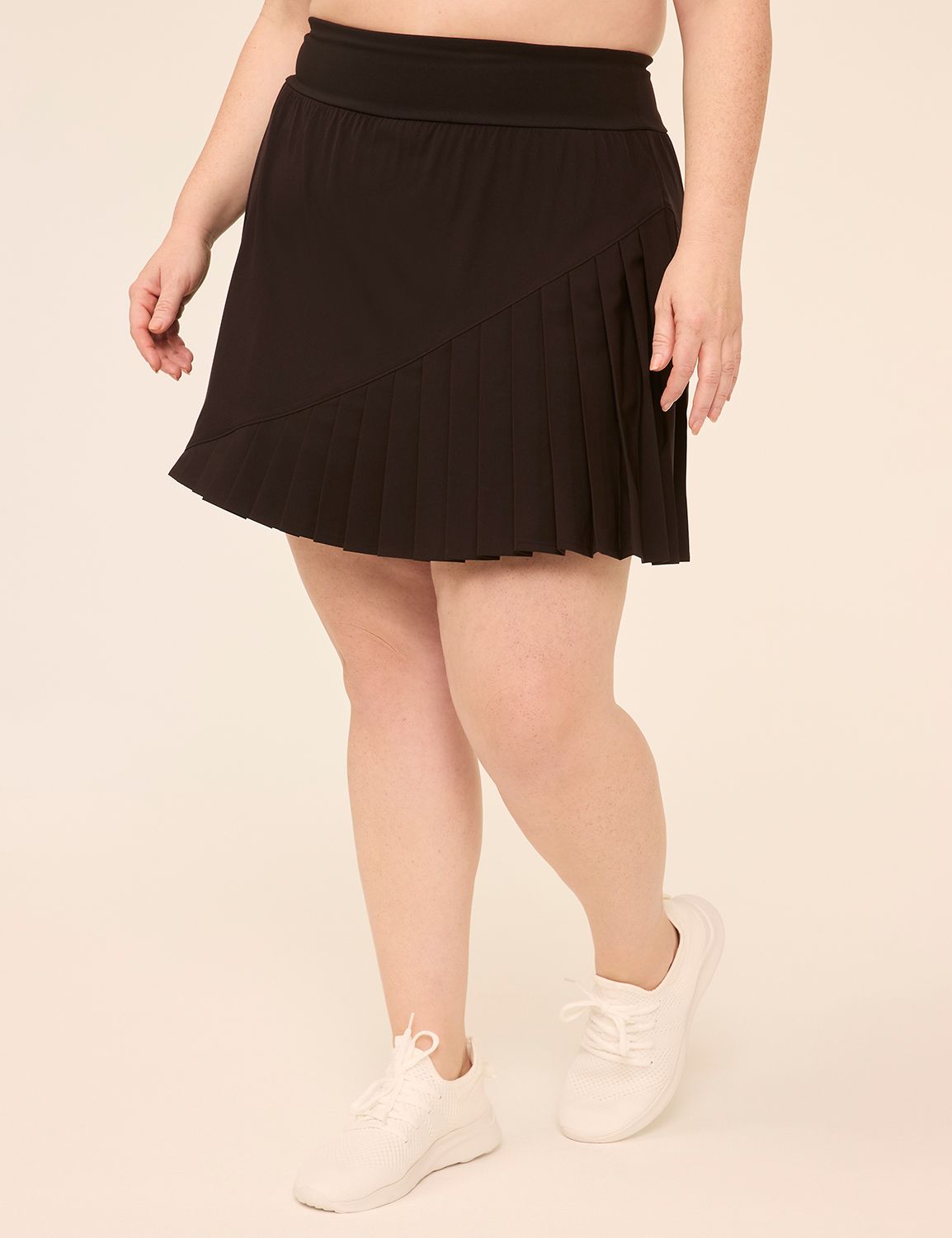 LIVI Stretch Woven Pleated Skort