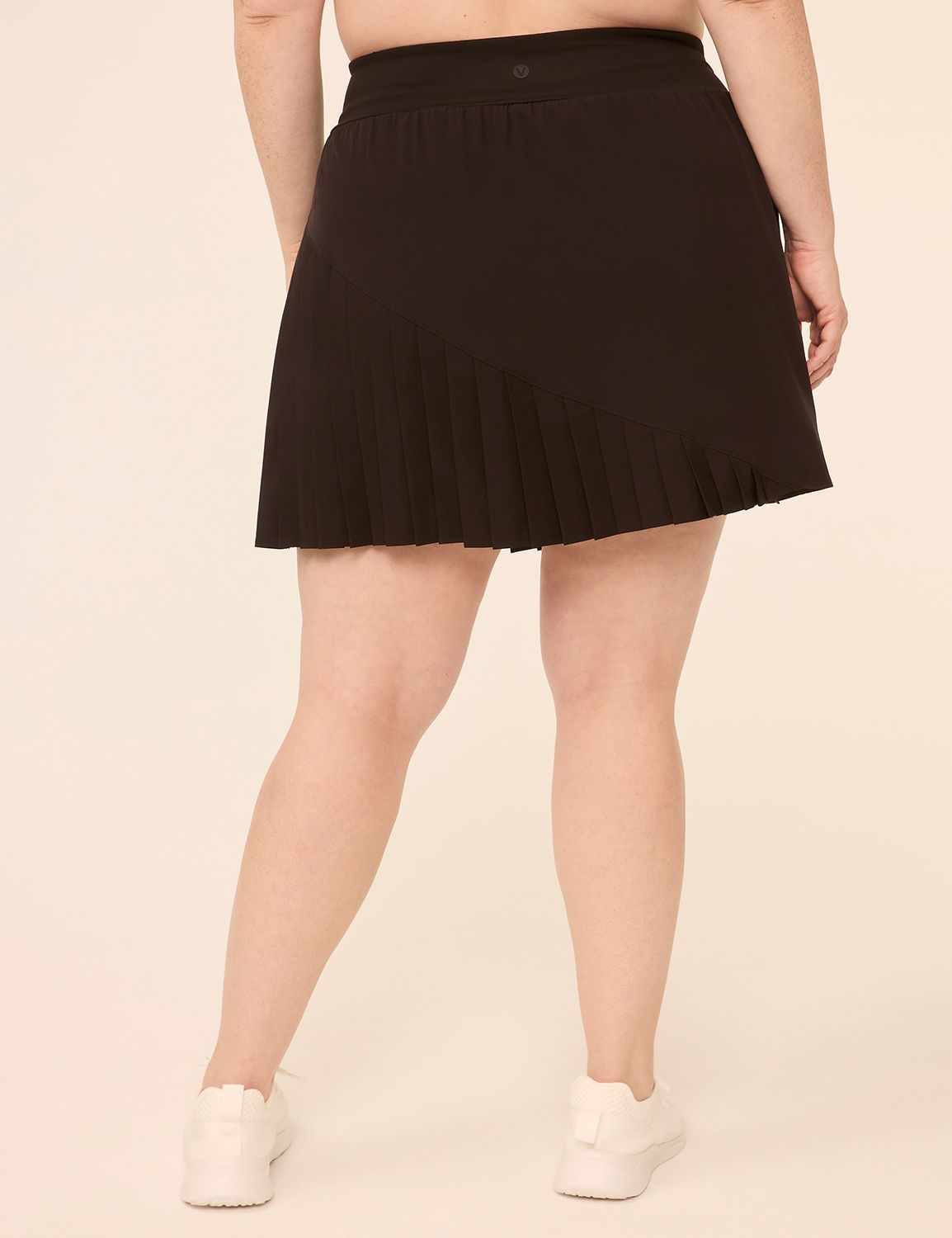 LIVI Stretch Woven Pleated Skort