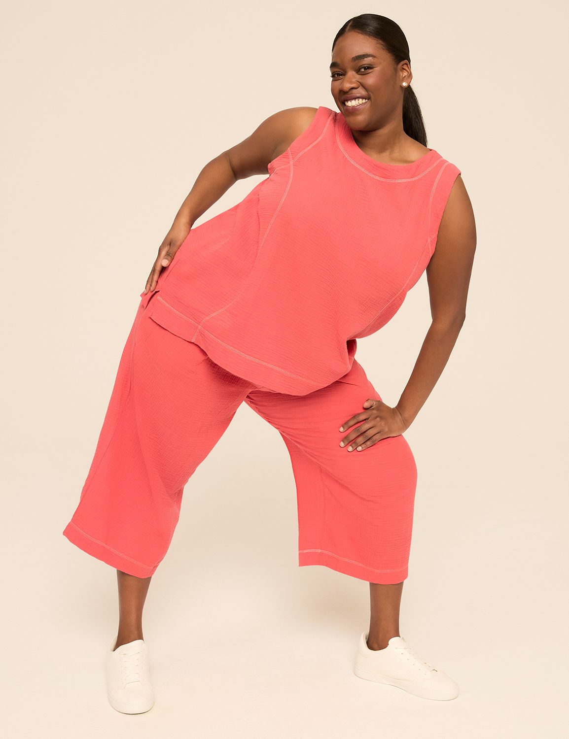 LIVI Mid Rise Gauze Crop Length Rel Product Image 3
