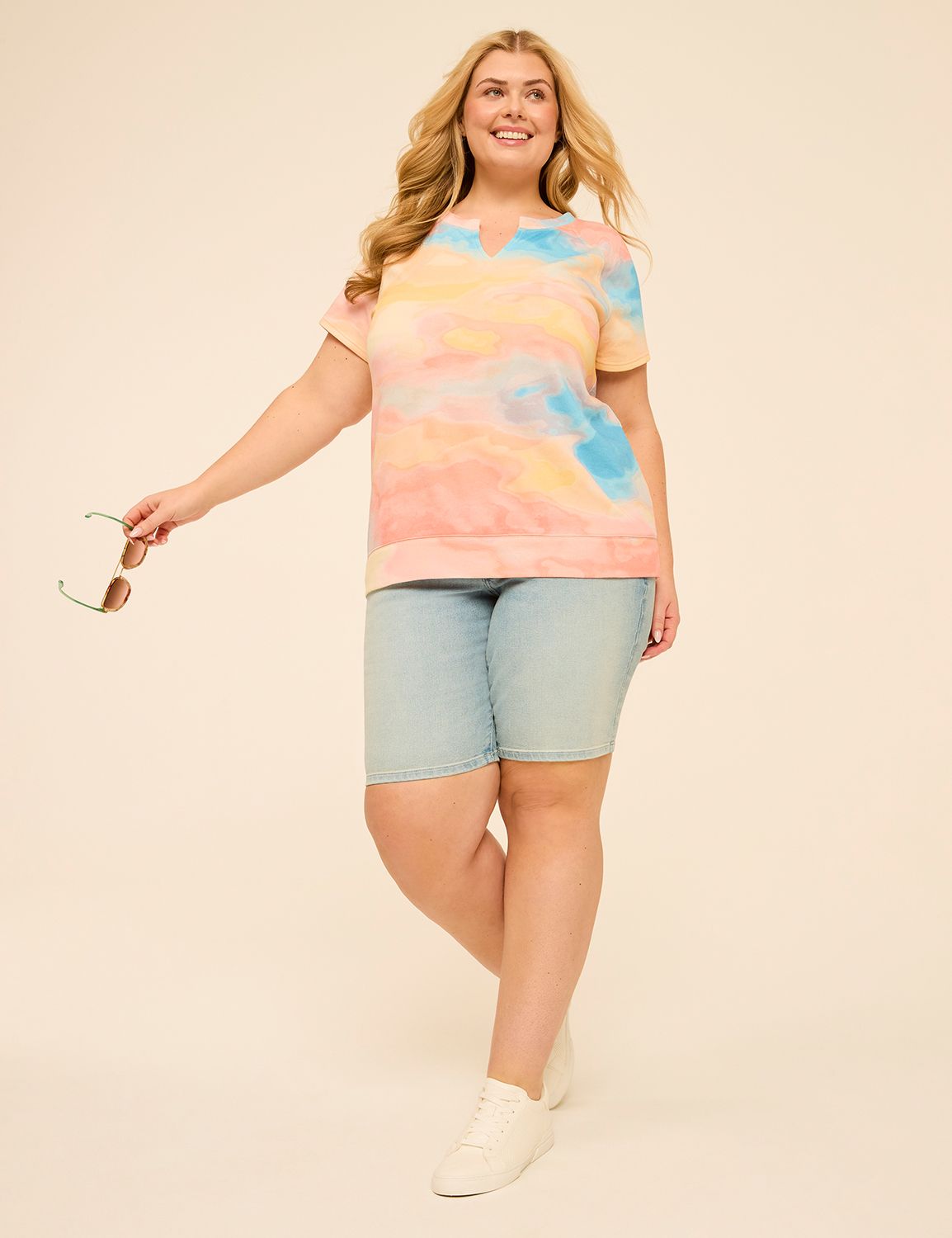 Short Sleeve Crew Notch Neck Sweats Product Image 3
