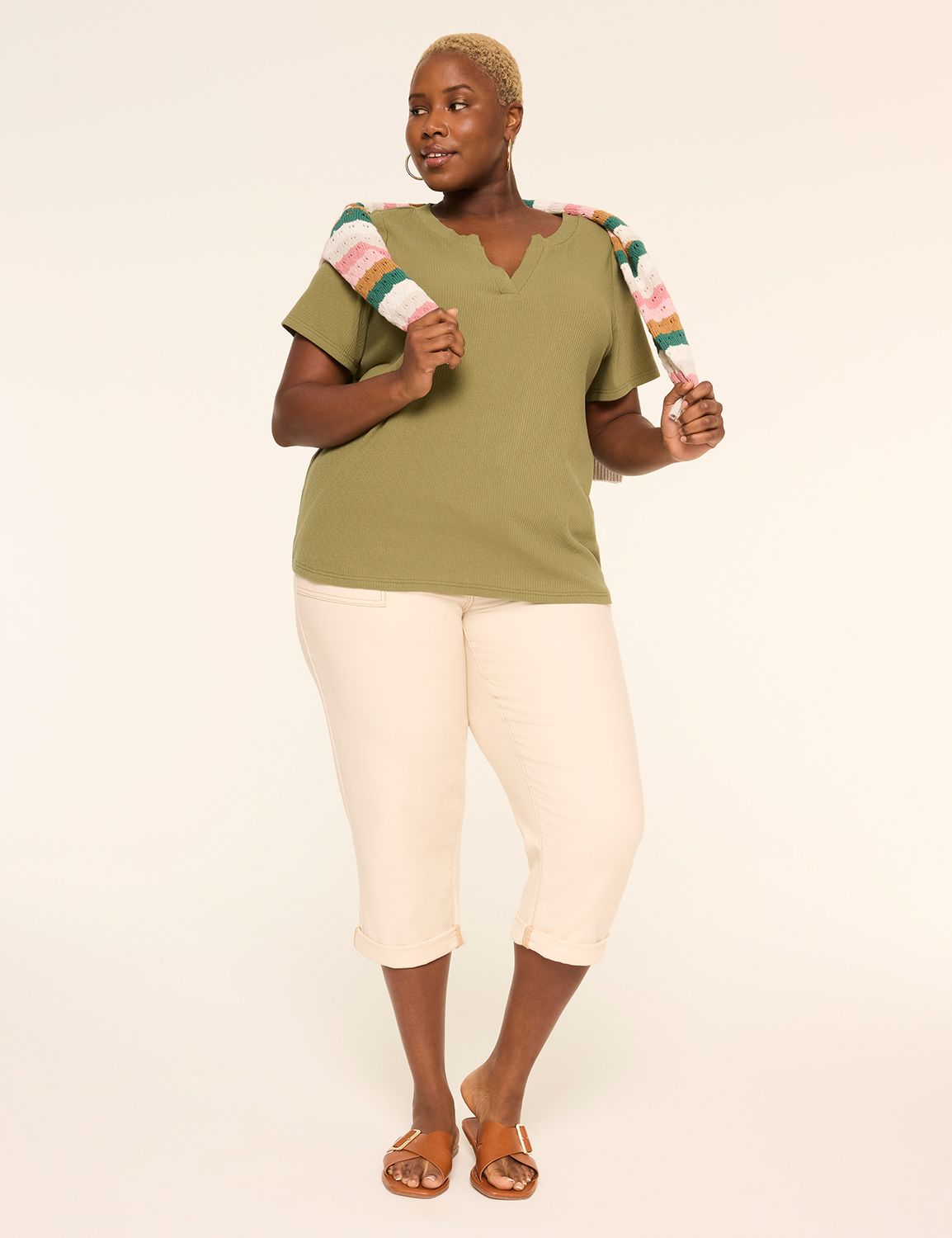 Casual Short Sleeve V-Notch Neck To Product Image 3