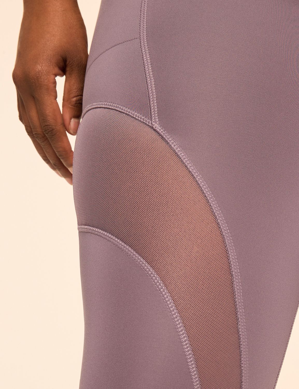 LIVI High Rise Wicking Capri Leggin Product Image 5
