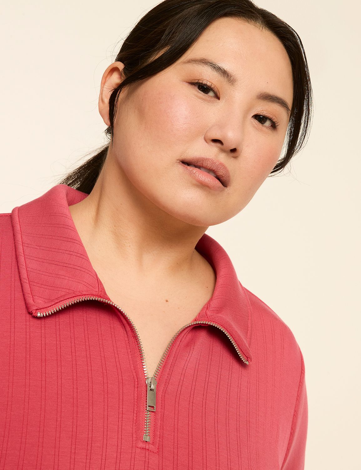 LIVI Short Sleeve Journey Half Zip Product Image 3