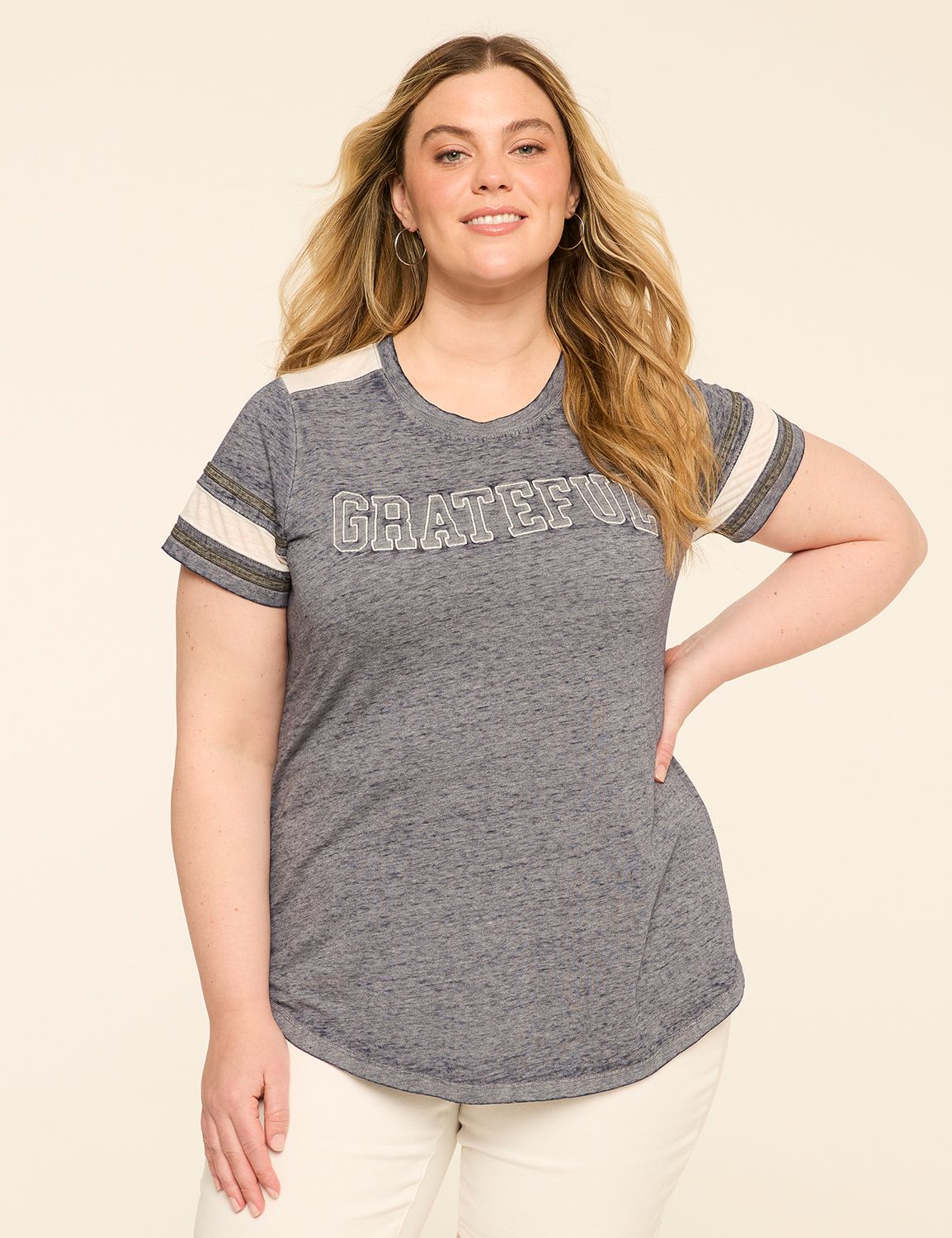 NEW Short Sleeve Crew Neck Tee Grap Product Image 1