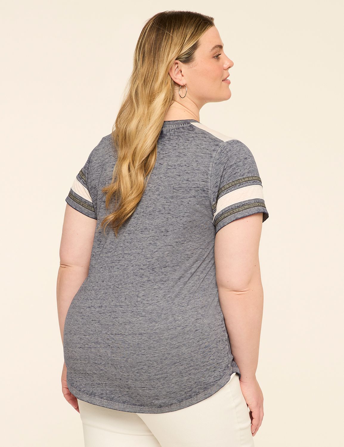 NEW Short Sleeve Crew Neck Tee Grap Product Image 2